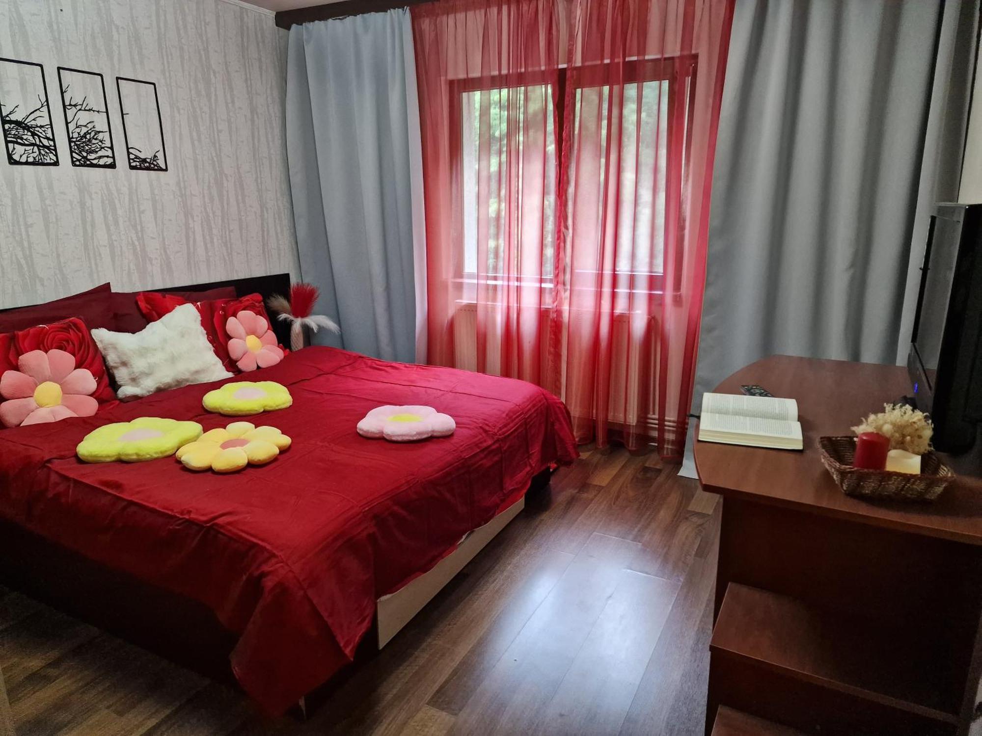 Apartament Red & Yellow Slănic-Moldova Oda fotoğraf