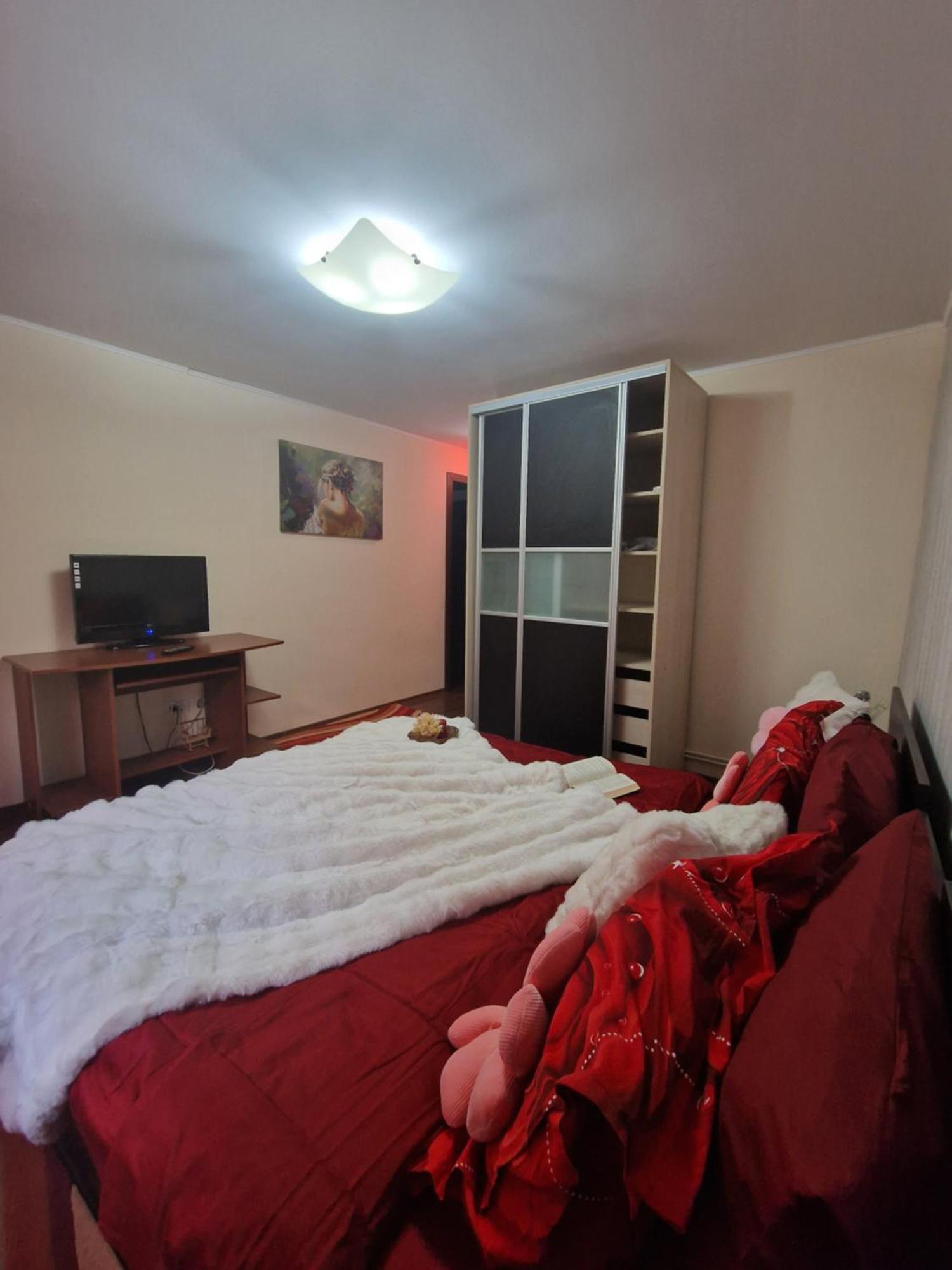 Apartament Red & Yellow Slănic-Moldova Dış mekan fotoğraf