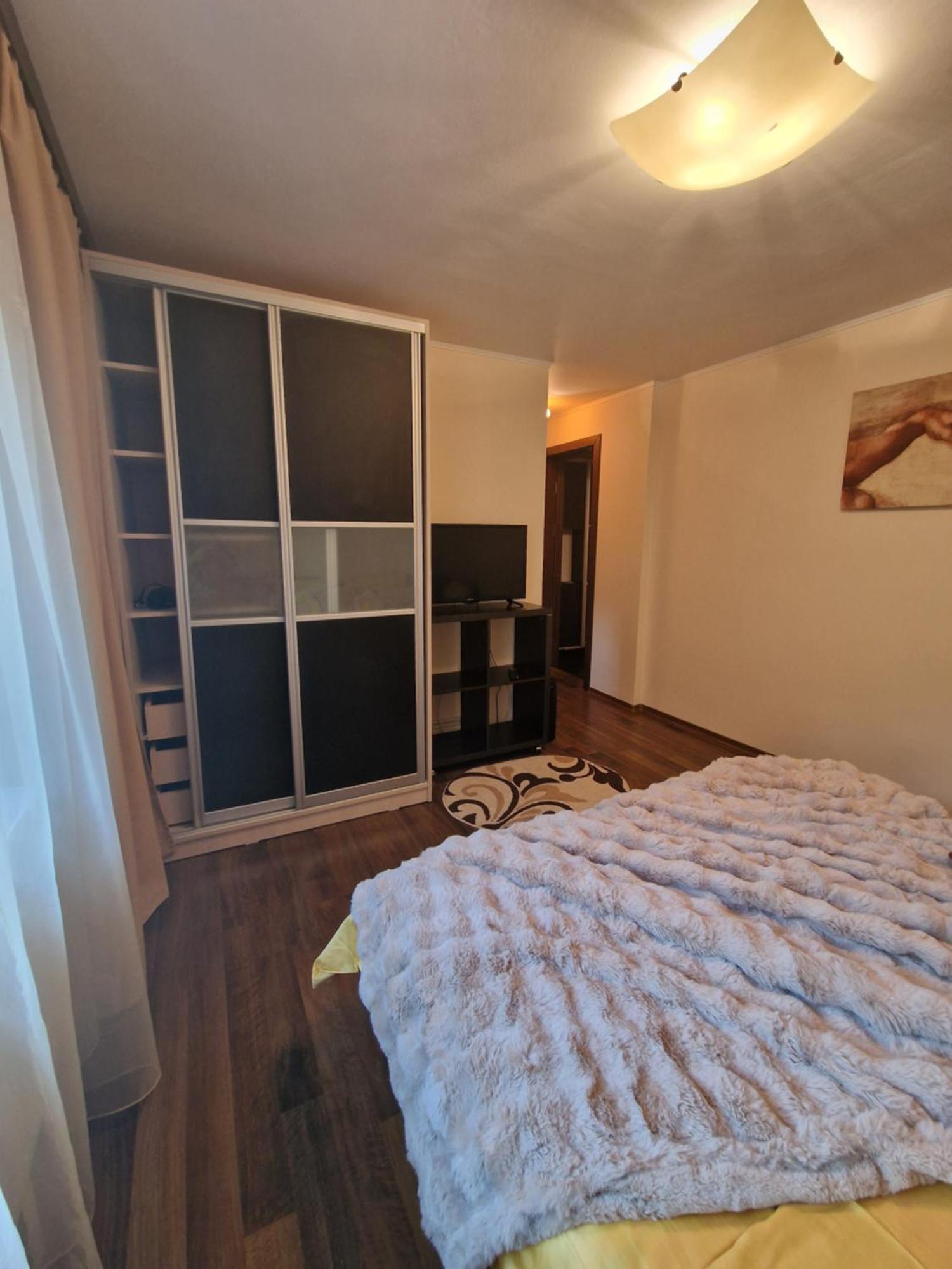 Apartament Red & Yellow Slănic-Moldova Dış mekan fotoğraf